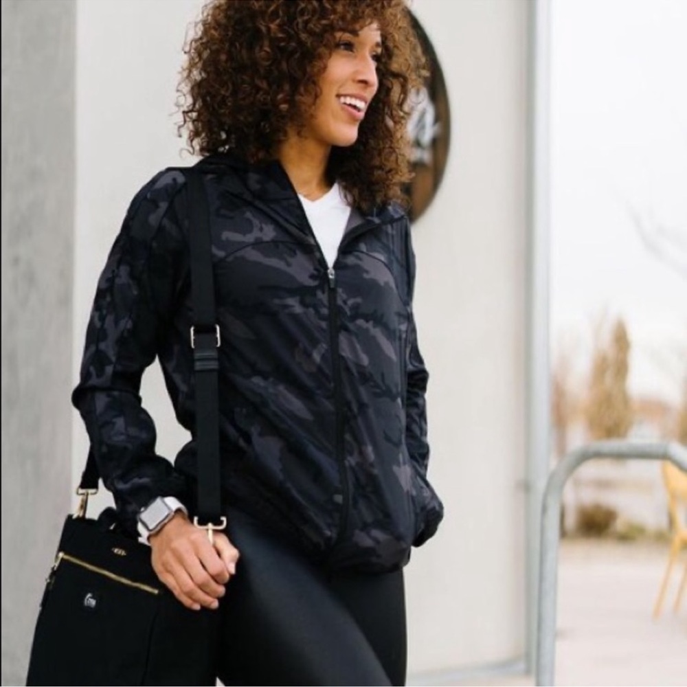 Zyia Active Camo Zipper Hoodie Jacket